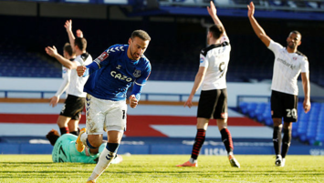 Cenk Tosun siftahı yaptı!