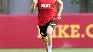 Son dakika spor haberi: Galatasaray'ın yeni transferi Berkan Kutlu ilk idmanına çıktı!
