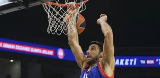 Anadolu Efes ilk galibiyet peşinde