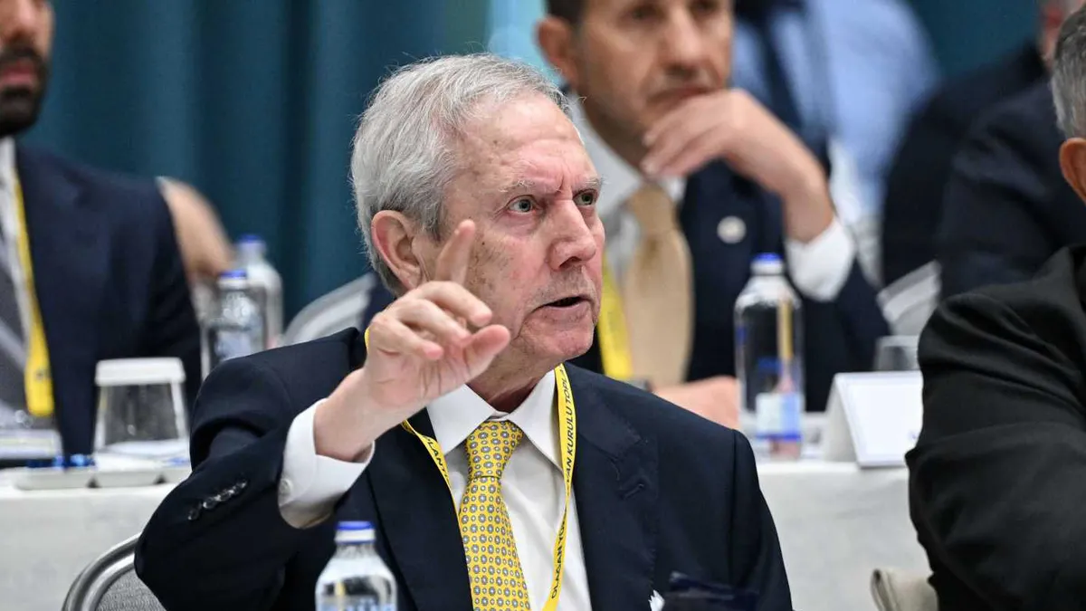 Fenerbahçe Başkanı Aziz Yıldırım'dan takıma sert uyarı!