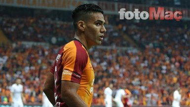 Falcao haberi sonrası Galatasaray’ı yerden yere vurdular! ’Burası van Persie’li Fenerbahçe değil’