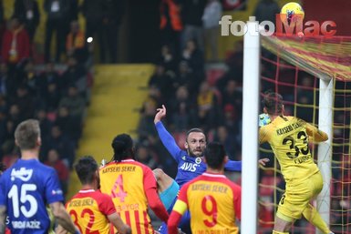 Fenerbahçe’de Ersun Yanal’dan kurgu şampiyonluk açıklaması!