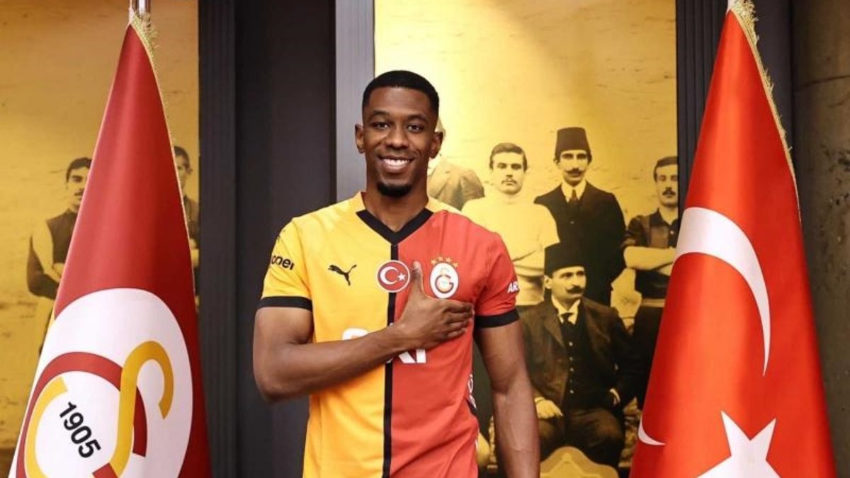 TRANSFER HABERLERİ | Galatasaray'a Carlos Cuesta müjdesi! TRANSFER HABERLERİ | Galatasaray'a Carlos Cuesta müjdesi!