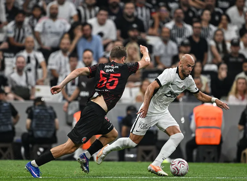 besiktas-midtjylland-maci-kac-kac-bitti-mac-ozeti-1784837000443.jpg