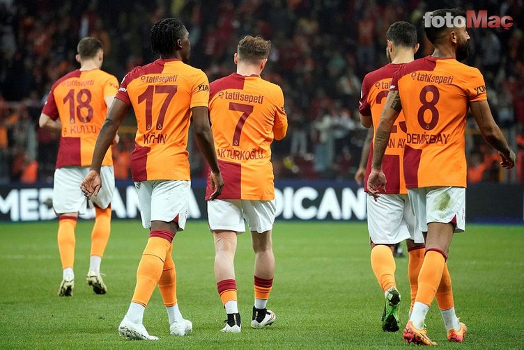 Galatasaray'da vedalar peş peşe! 6 yıldız...