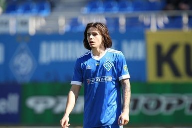 Dinamo Kiev’li Shaparenko’yu takibe aldı