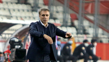Antalyaspor Teknik Direktörü Ersun Yanal'dan Alanyaspor maçı yorumu! "Üstünlük bizdeydi"