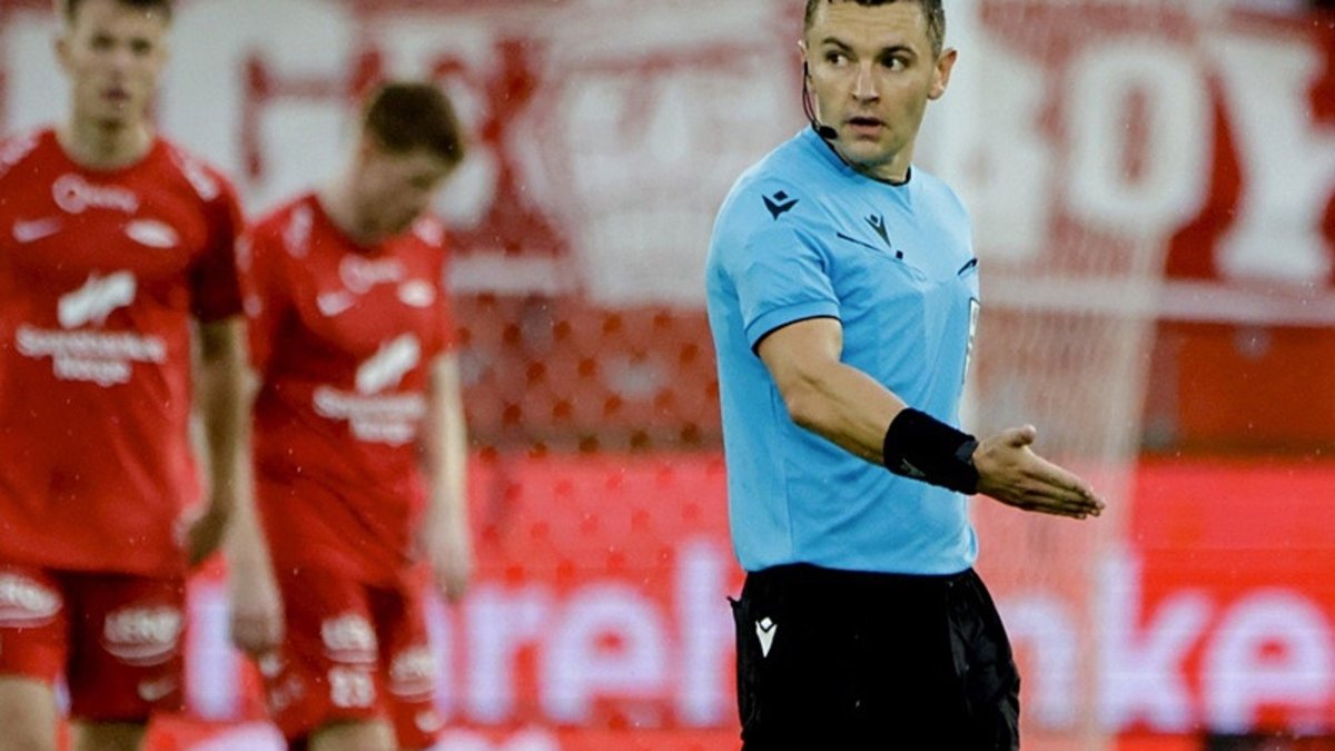 Türkiye Bulgaristan maçının hakemi belli oldu! Nicholas Walsh kimdir, kaç yaşında, nereli?