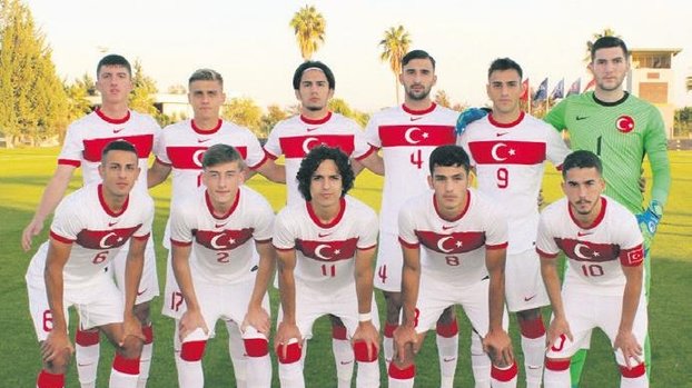 Rumenler’i yendik Elit Tur’a yükseldik