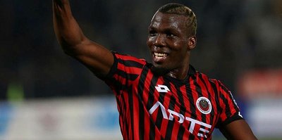 Gençlerbirliği'nde Pogba sahayı terk etti