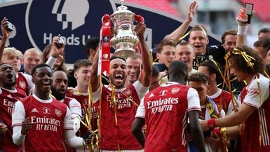 Arsenal, David Luiz ile yollarını ayırıyor