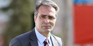 Yönetim Kurulu Üyeliğinden istifa etti