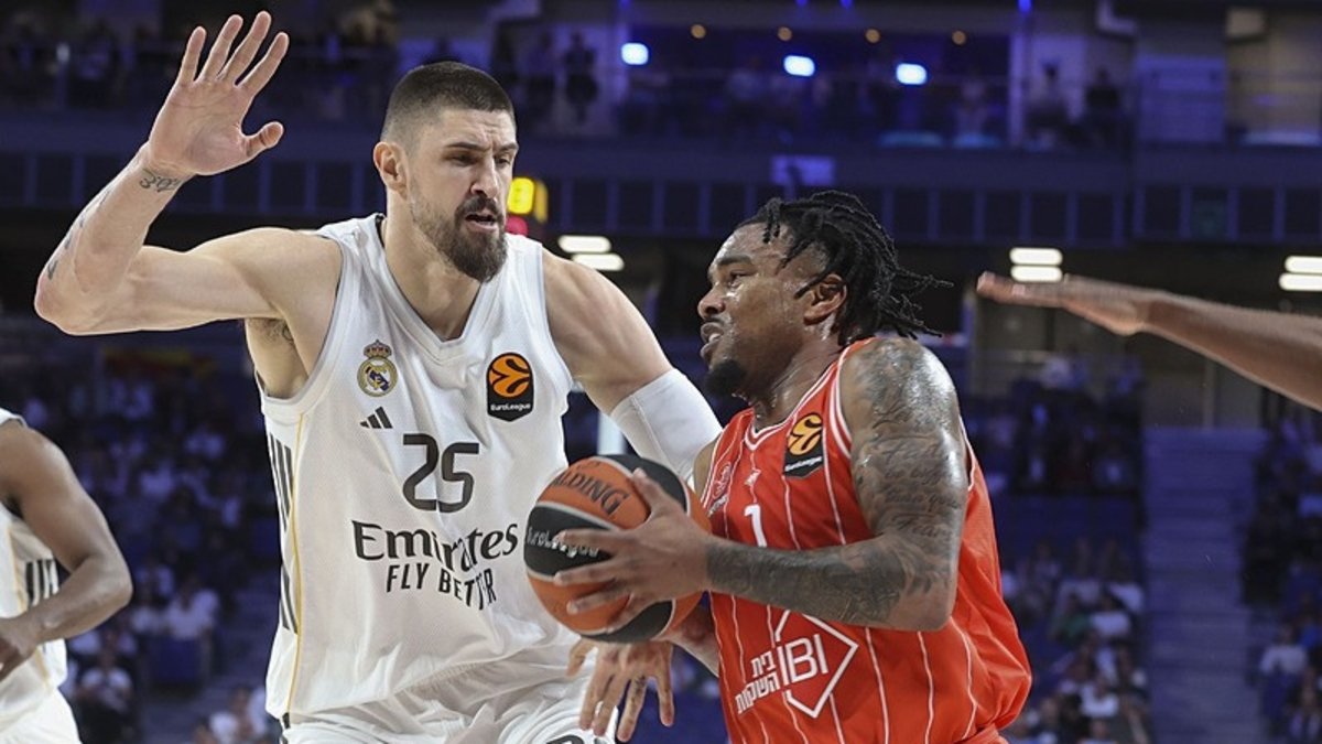 Real Madrid Hapoel IBI Tel Aviv'i yenerek seride öne geçti!