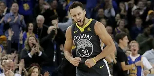 Curry’nin dönüşü muhteşem oldu