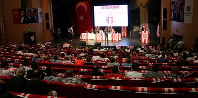Ali Şafak Öztürk: "Amacımız Antalyaspor'u ele geçirmek değil"