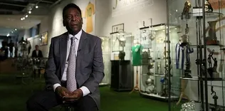 A Spor, Pele’ye sponsor oldu