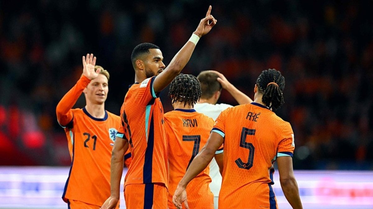 Hollanda 4-0 Finlandiya (MAÇ SONUCU ÖZET)