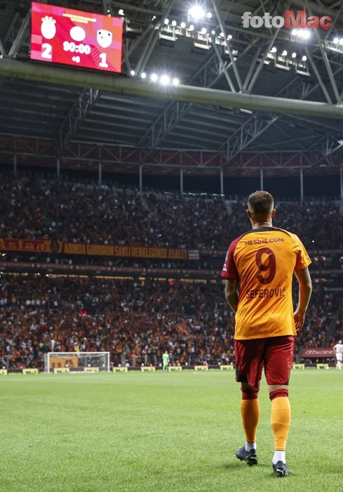 İsviçre Milli Takım Teknik Direktörü Hakan Yakın'dan Seferovic açıklaması! "Galatasaray'da oynamasını diliyoruz"