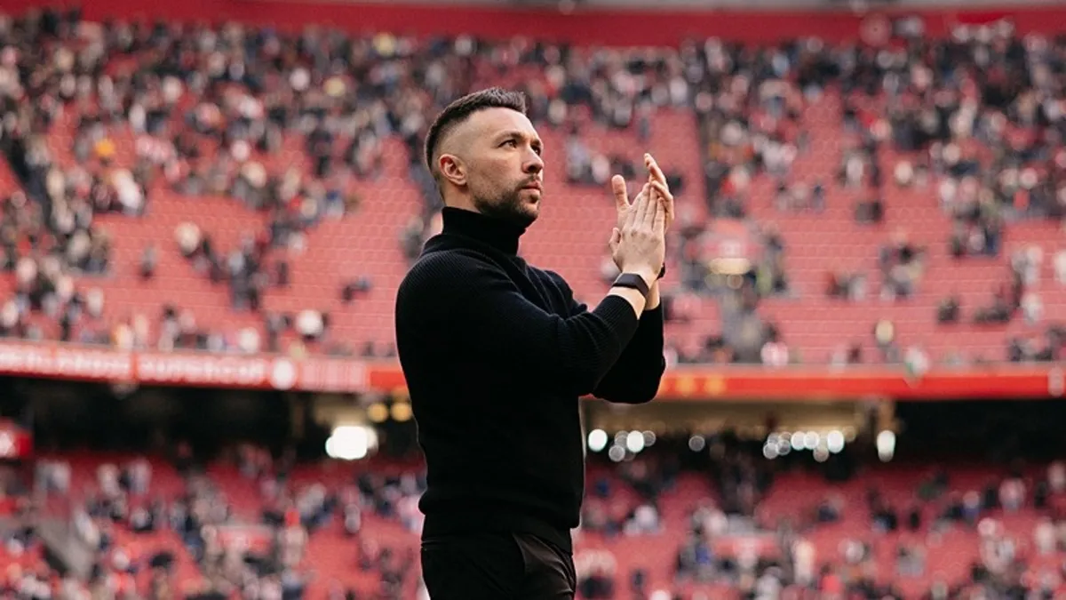 Ajax Francesco Farioli ile yollarını ayırdı!