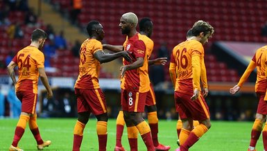 Galatasaray'da Saracchi ve Marcao oyuna devam edemedi!