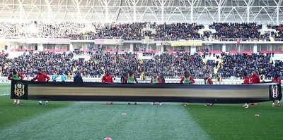 Malatyaspor'dan Beşiktaş'a özel pankart