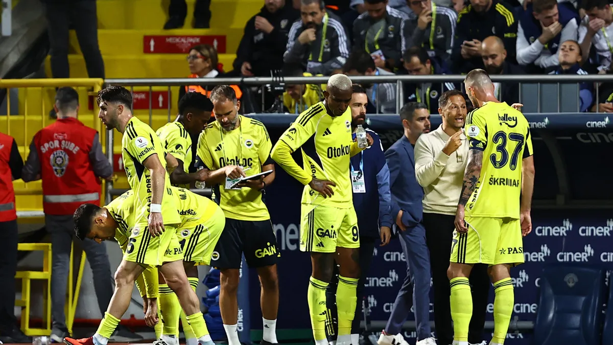 Fenerbahçe'de yıldızlar tedirgin! Başkan değişiminin ardından...