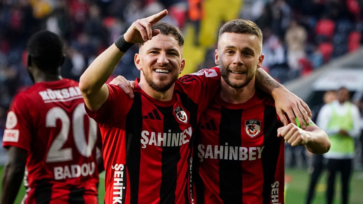 Gaziantep FK 3-0 Başakşehir (MAÇ SONUCU ÖZET)