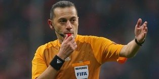 Barcelona - Juventus finali Cüneyt Çakır'ın
