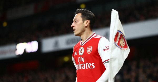 Arsenal De Deprem Fenerbahce Ve Mesut Son Dakika Fenerbahce Haberleri Fotograflari Fotomac