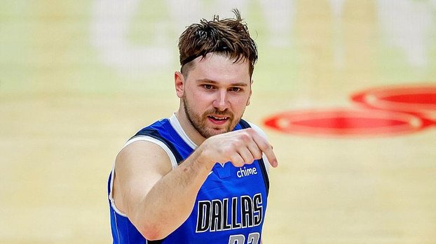 Luka Doncic 73 sayı ile tarihe geçti