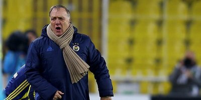 Advocaat taraftara seslendi