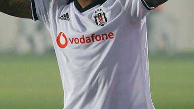 Beşiktaş'a Larin için resmi teklif geldi! Pazarlıklar sürüyor