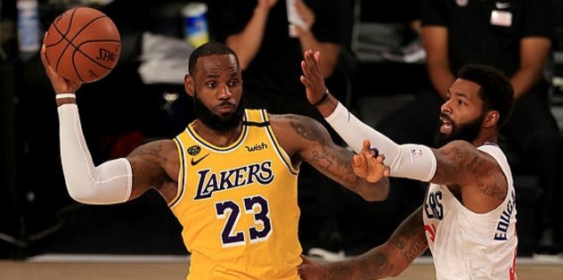 Nba Geri Dondu Iki Mac Oynandi Fotoma