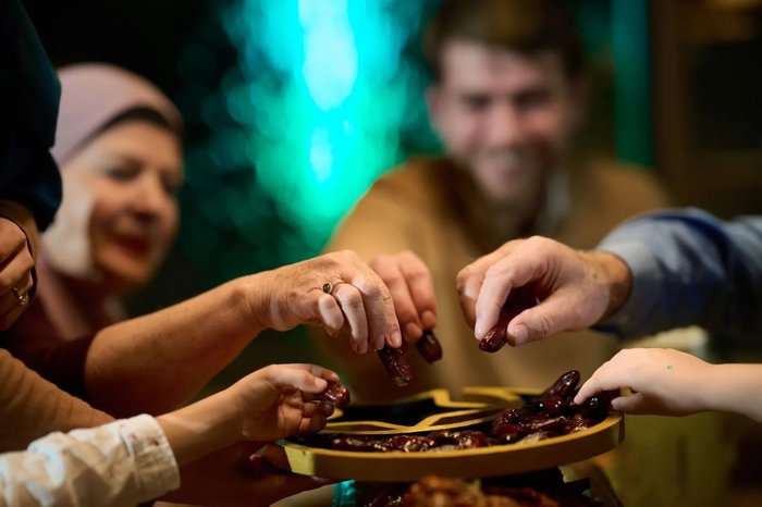 1-mart-manisa-imsakiye-manisa-sahur-ve-iftar-vakitleri-1740745764028.jpeg