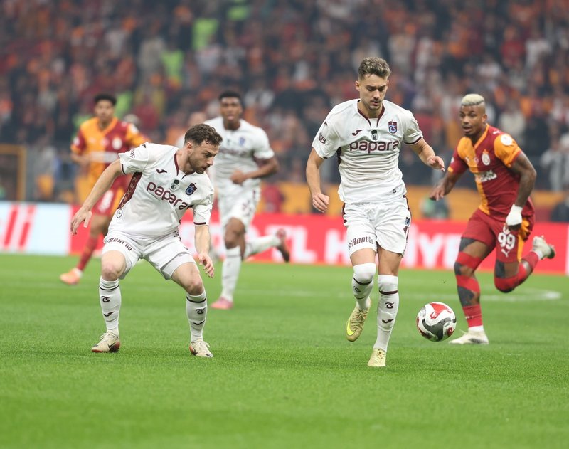 canli-trabzonspor-galatasaray-maci-hangi-kanalda-muhtemel-11ler-1775316046381.jpg