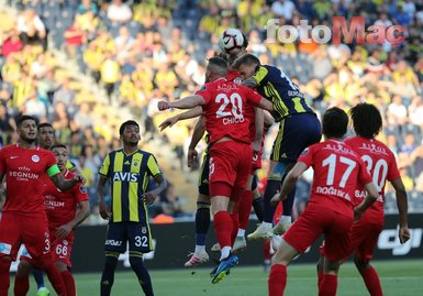 Fenerbahçe’ye Şilili maestro!
