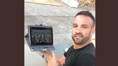 >Valbuena Fenerbahçe maçını böyle izledi