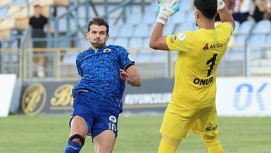 Üç oyuncu kadro dışı