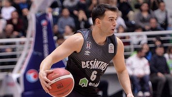 Beşiktaş Berk Uğurlu ile sözleşme yeniledi!