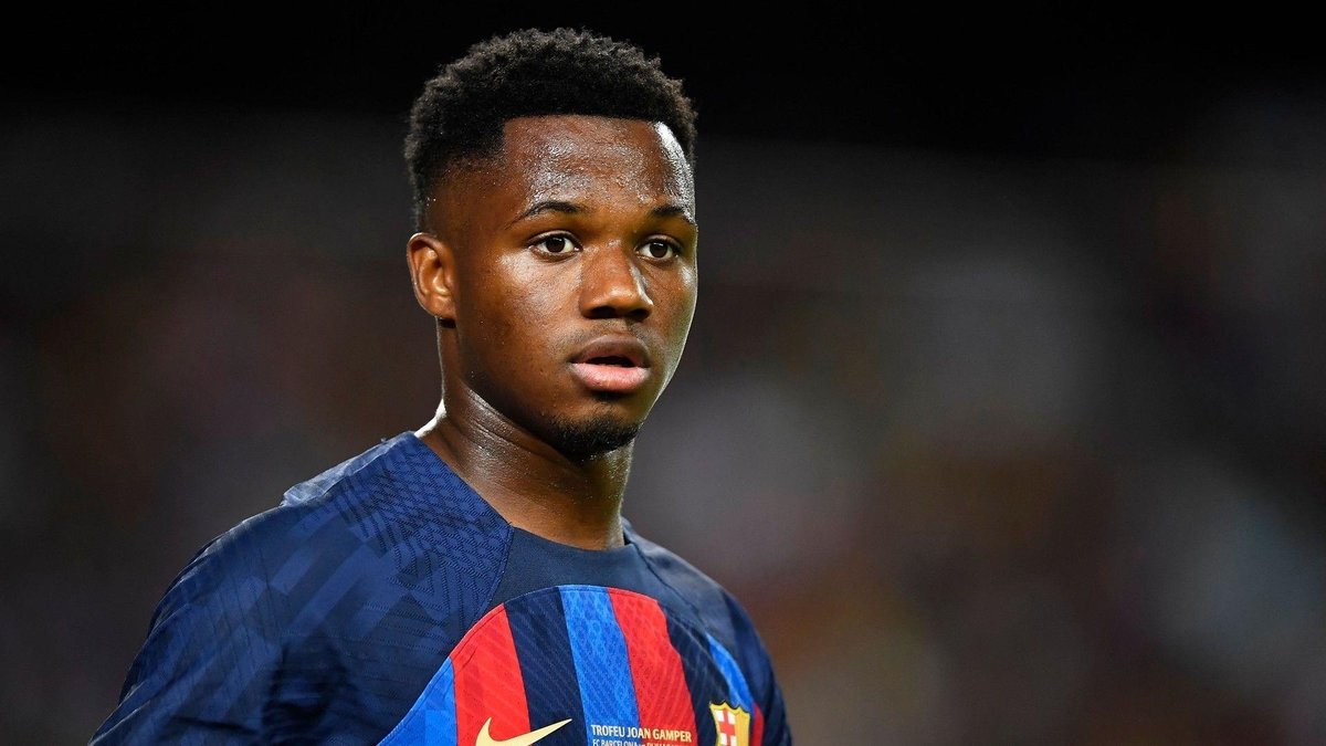 TRANSFER HABERLERİ: Fenerbahçe peşindeydi! Barcelona kararını verdi... TRANSFER HABERLERİ: Fenerbahçe peşindeydi! Barcelona kararını verdi...