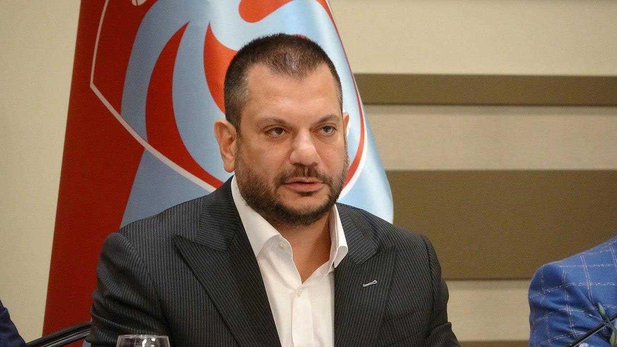 Trabzonspor Başkanı Ertuğrul Doğan'dan U19 takımına teşekkür! Trabzonspor Başkanı Ertuğrul Doğan'dan U19 takımına teşekkür!