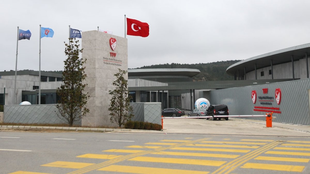 Süper Lig'den 6 kulüp PFDK'ya sevk edildi!