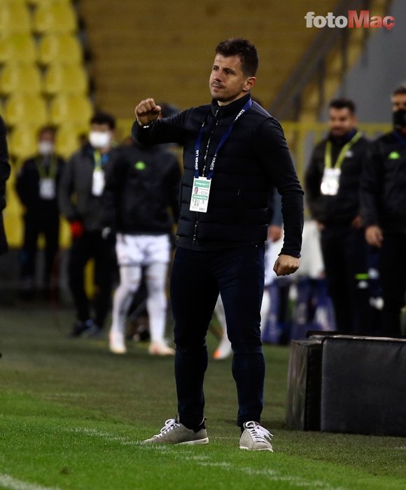 Emre Belözoğlu futbolcuları işte böyle uyardı! "Havaya girmek yok"
