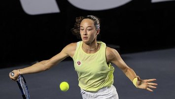 Milli tenisçi Zeynep Sönmez çeyrek finalde!