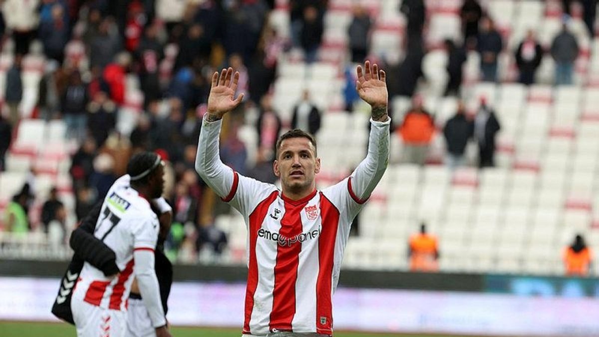 Sivasspor'da Rey Manaj şoku!