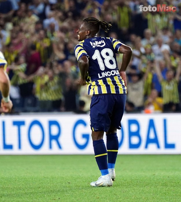 Fenerbahçe'de flaş gelişme! İşte kadro dışı kalan 2 yıldız oyuncu