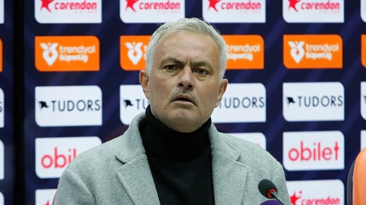 Mou'ya 'tilki' benzetmesi: İlmek ilmek işledi