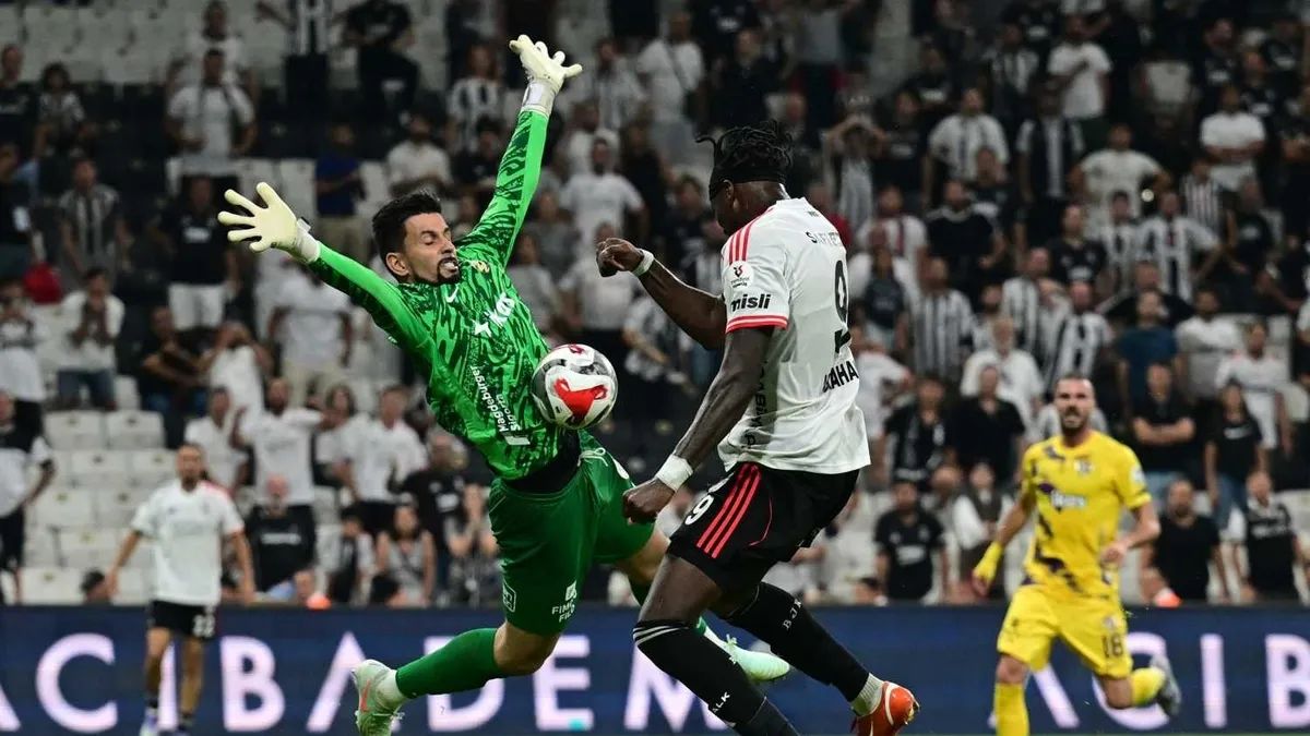 Eyüpspor’da Felipe kaldı