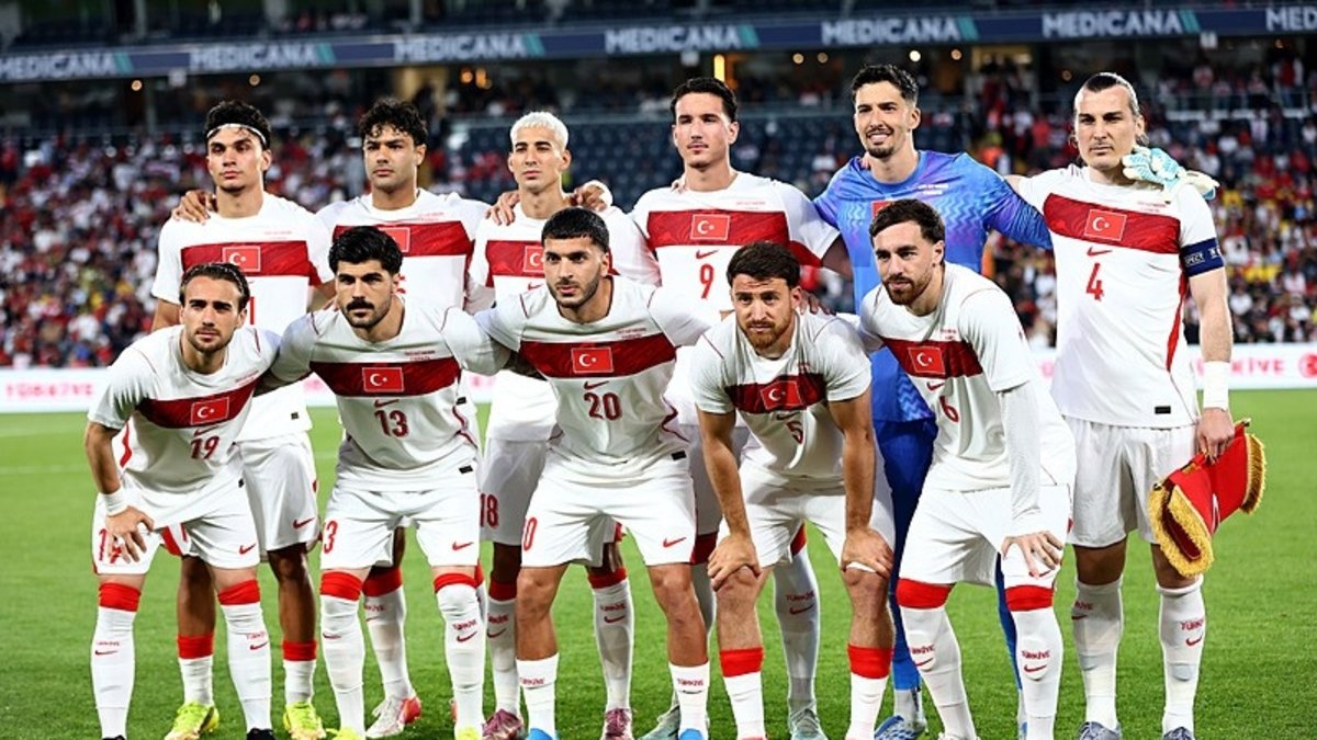 Galatasaray milli yıldızların peşinde! Transferde gençlik aşısı
