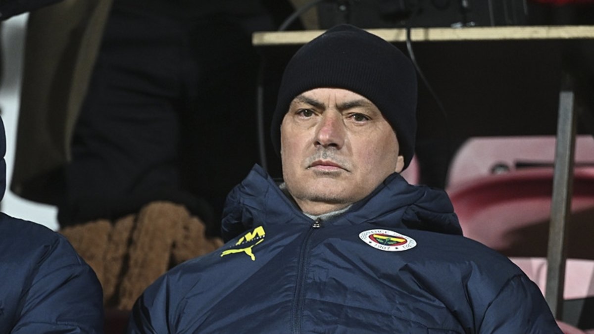 Fenerbahçe'de Jose Mourinho'dan dev başarı! Real Madrid'in ardından... Fenerbahçe'de Jose Mourinho'dan dev başarı! Real Madrid'in ardından...